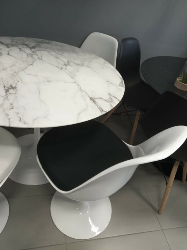 Quelle chaise avec la table Tulipe ?