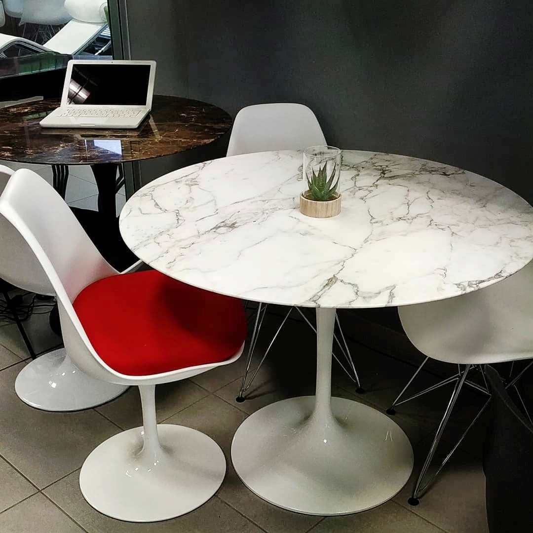 table et chaise tulipe